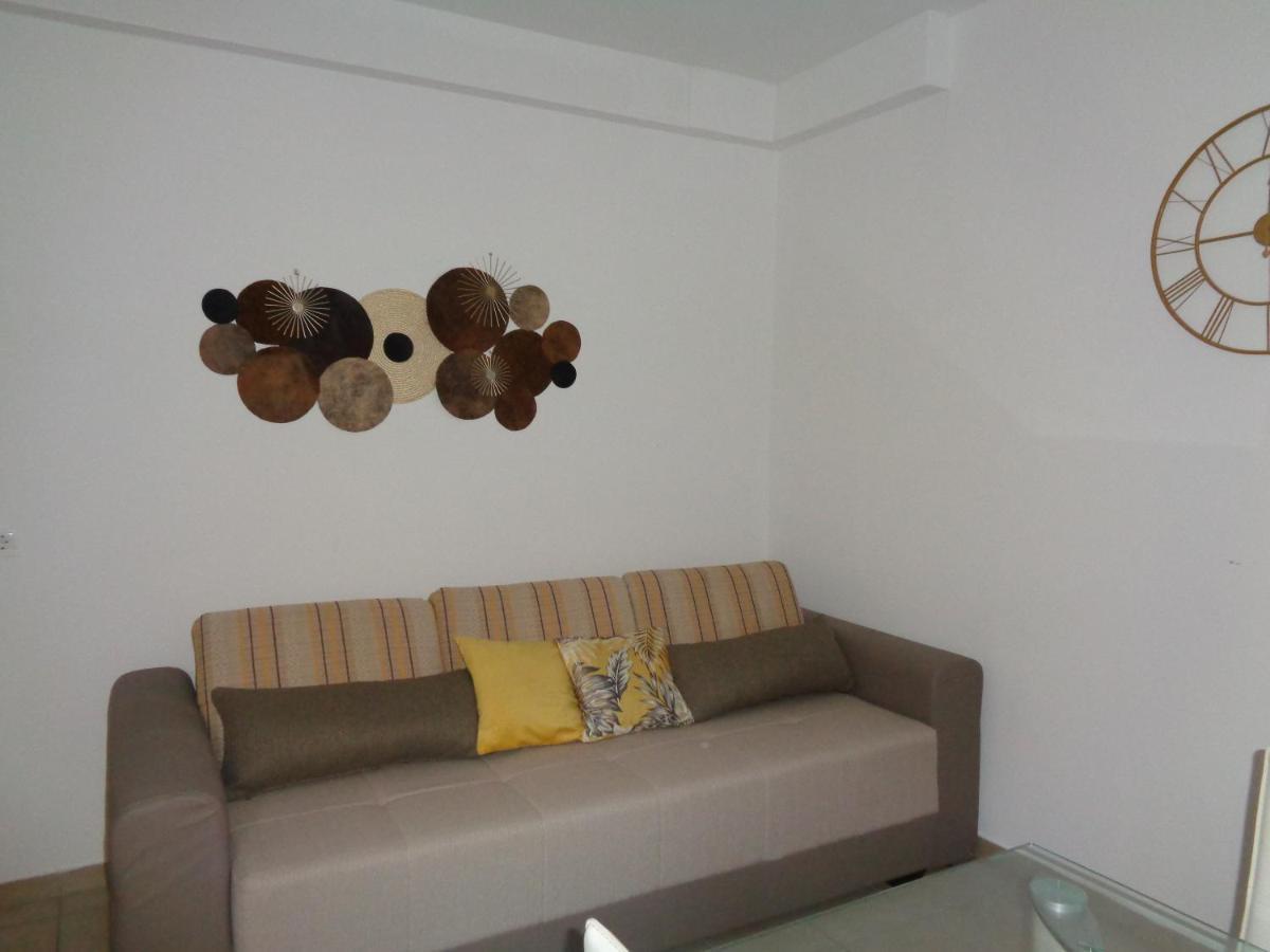 Apartments Miki 2 Novalja Bagian luar foto